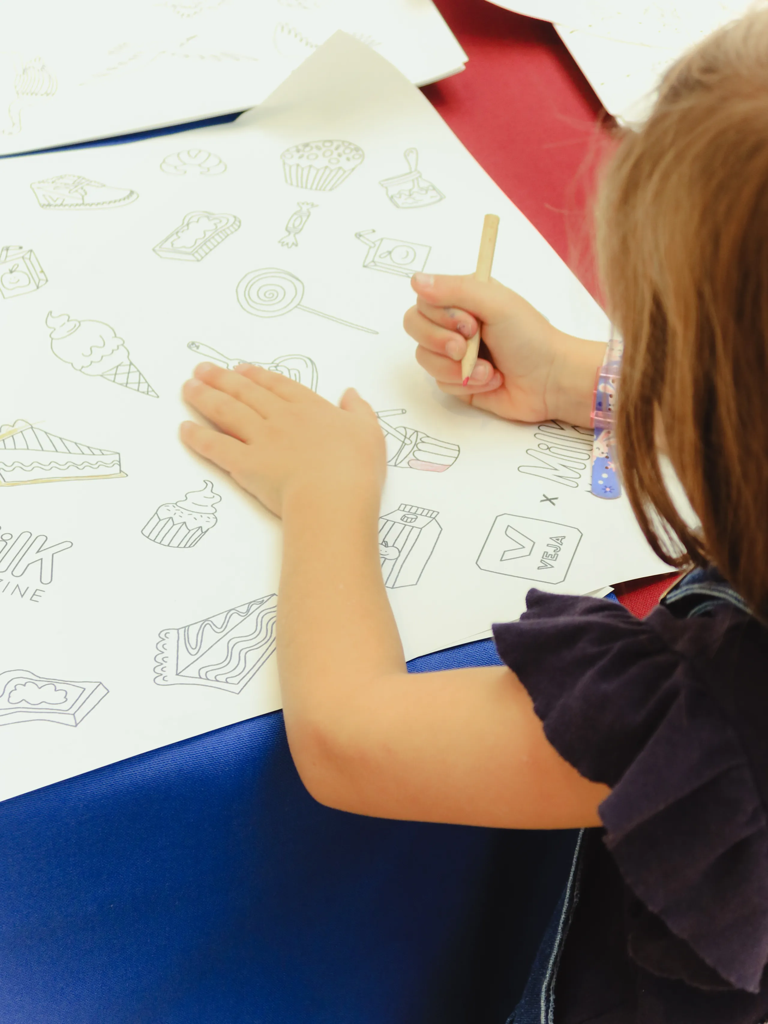 Collaboration VEJA x MILK Magazine autour de deux paires de chaussures pour enfants — image 3 sur 5