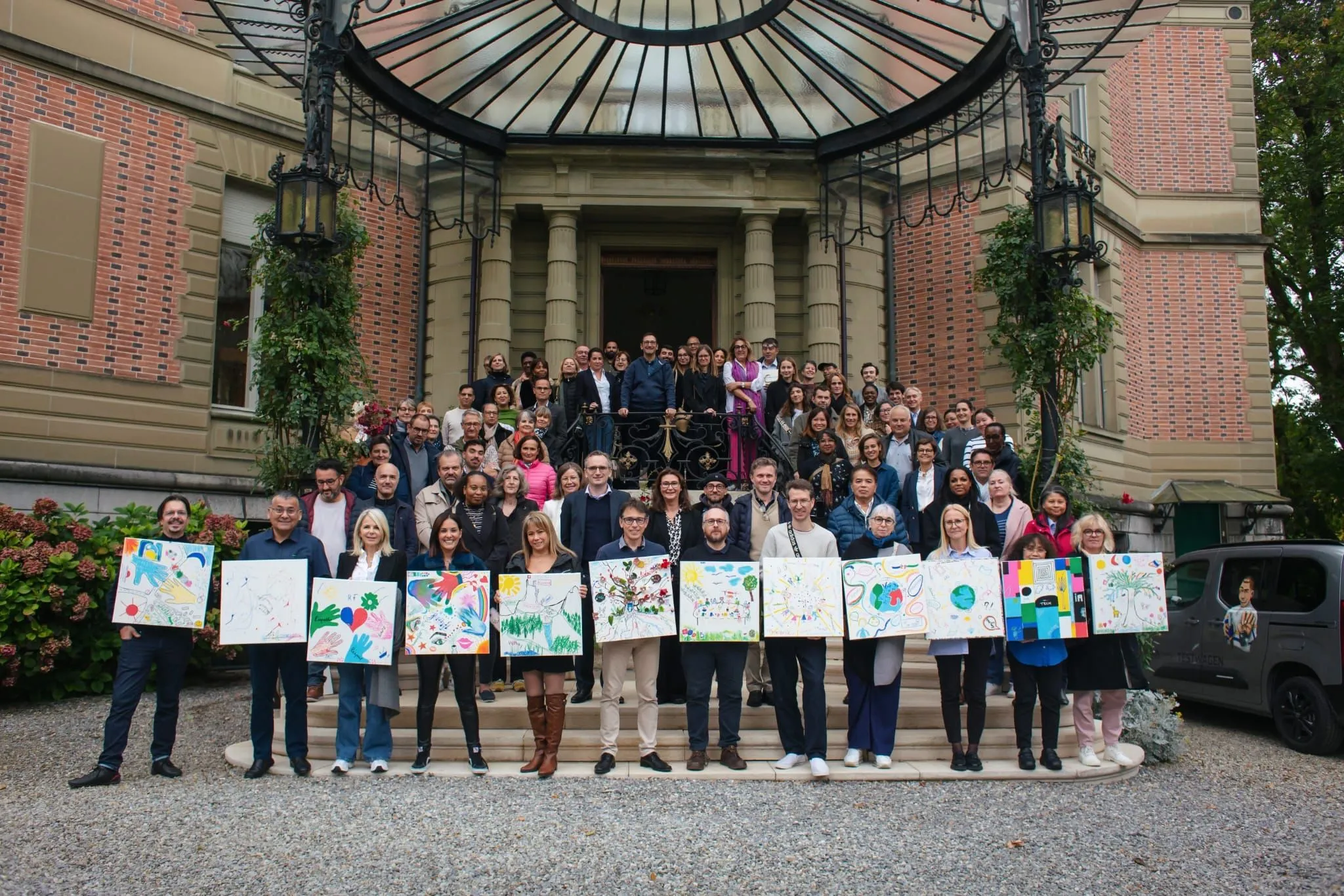 Co-animation d’une fresque collaborative lors d’un Team Building sur le theme du vivre ensemble — image 1 sur 3